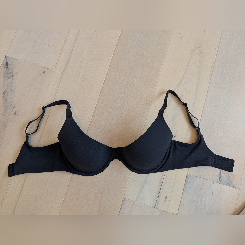 Skims FITS EVERYBODY PLUNGE BRA (34DD)